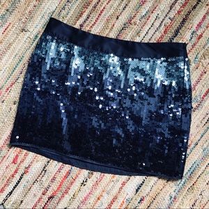 Express Sequins Skirt 🤘🏼